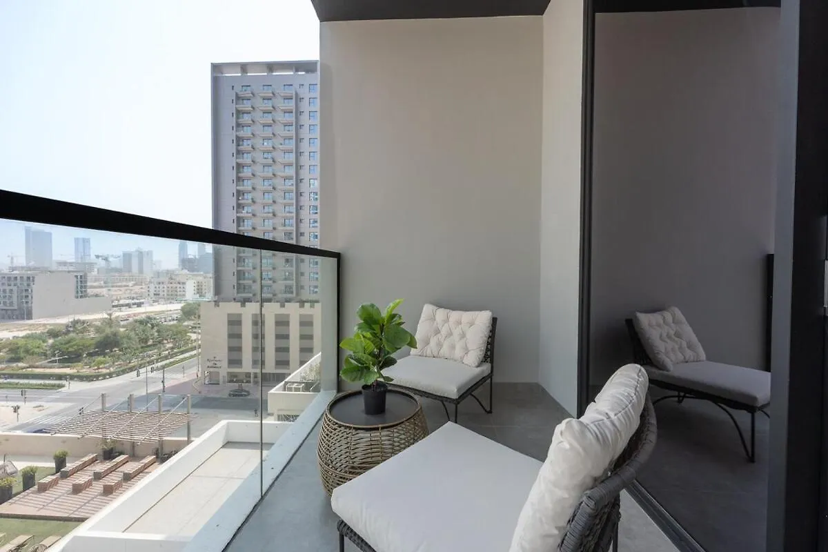 Modern Studio Apartment With Pool View For 2 In Jvc Dubai United Arab Emirates